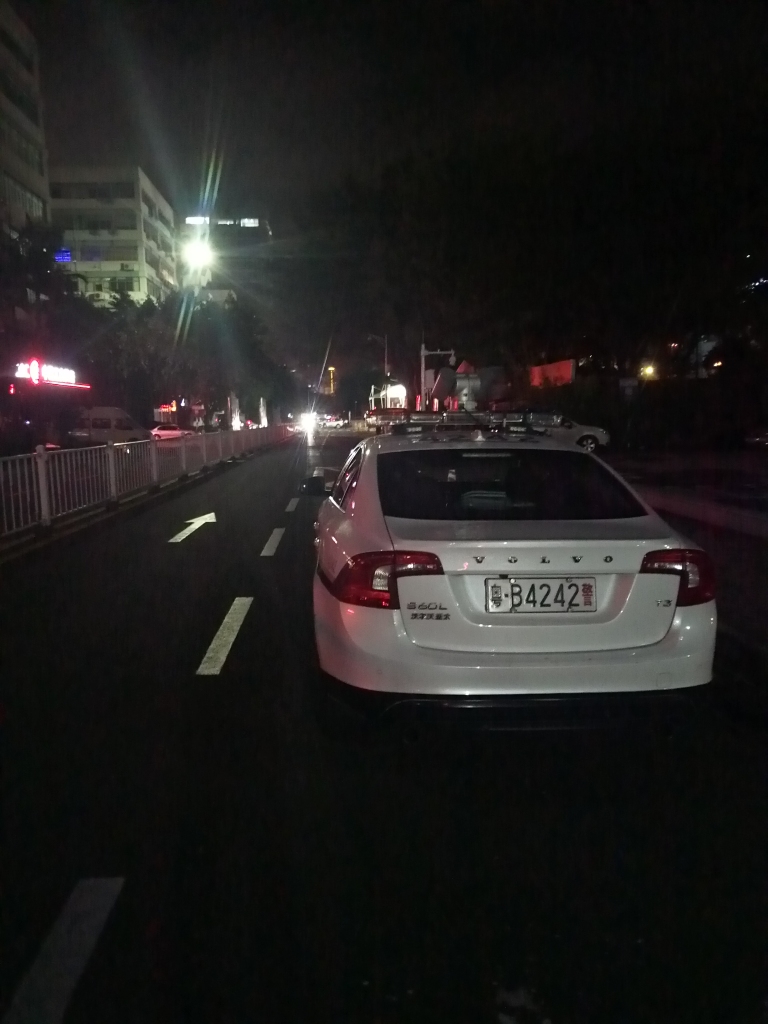 警车1.jpg
