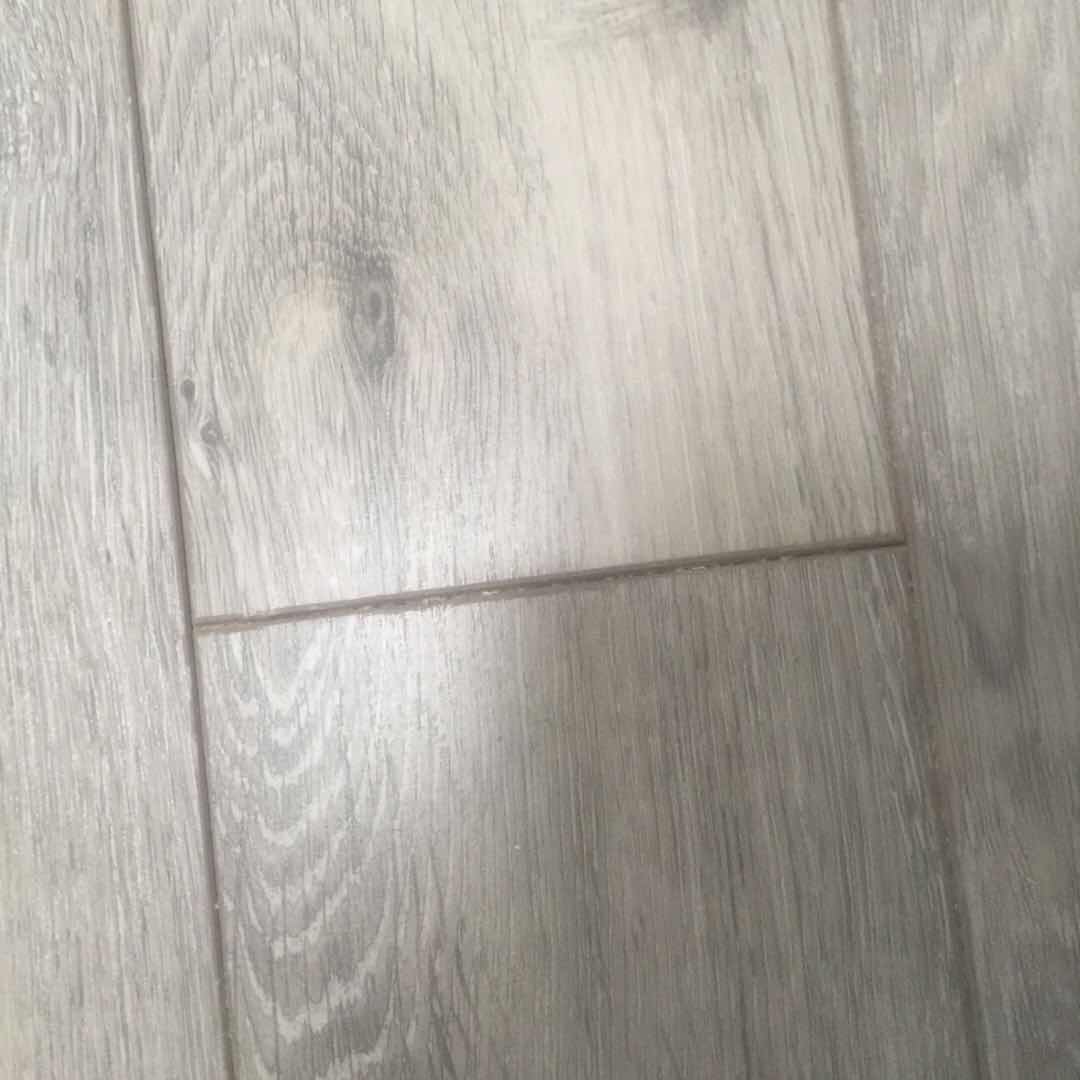 安装的图 缝隙大
