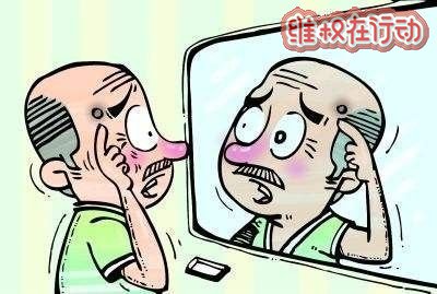 男子身上一颗黑痣流血没理会 几个月后恶化成癌症