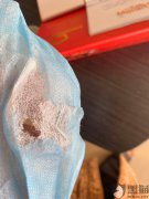 天猫店颖诺医疗器械专营店销售假口罩，天猫客服包庇