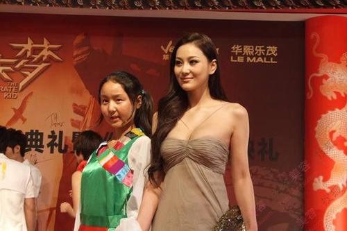 张馨予铜雀台(何捷怎么会看上张馨予) 张馨予铜雀台(何捷怎么会看上张馨予)