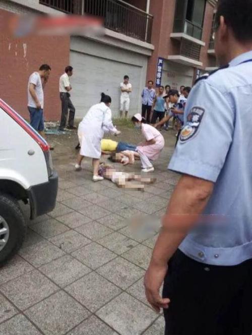 男子被辞携妻跳楼(男子杀妻后携子跳) 男子被辞携妻跳楼(男子杀妻后携子跳)