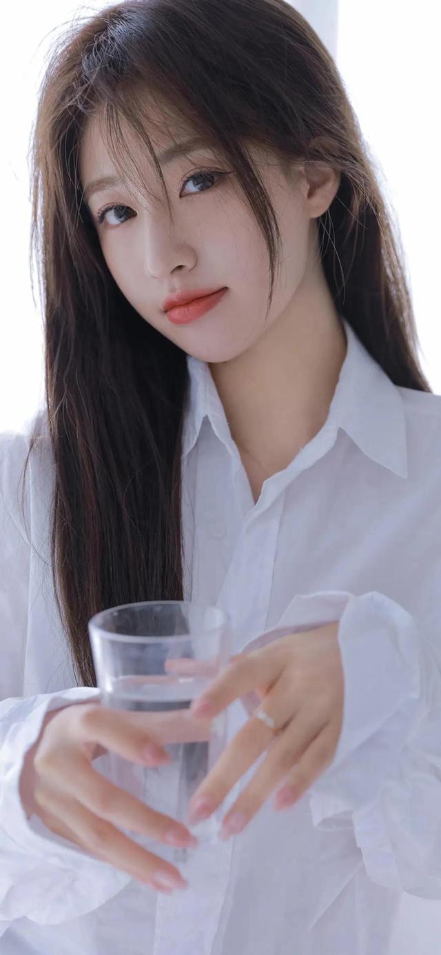 美女壁纸分享 2021.8.3