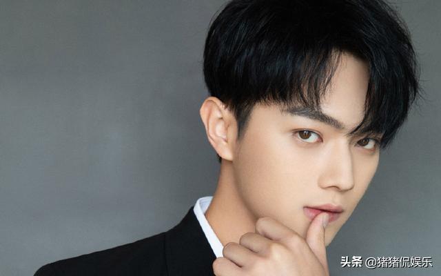 男星新一届“人气排行榜”,肖战第3,任嘉伦第6,榜首换“新人”