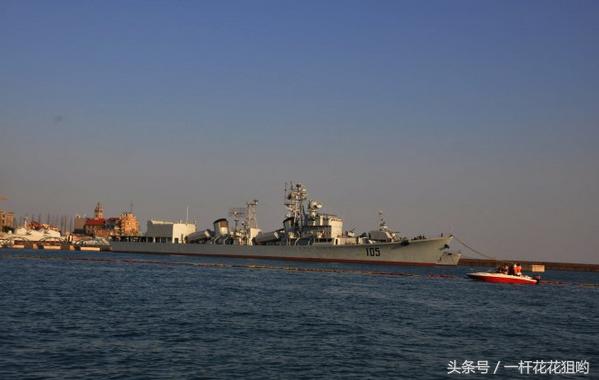 游青岛跨海大桥—胶州湾大桥，看国之利器军舰退役长征1号核潜艇
