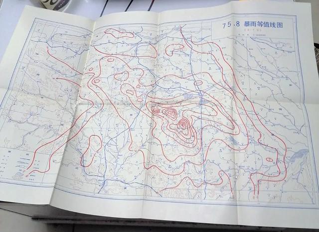 河南暴雨提前5天预警,为何仍有352人遇难失踪?