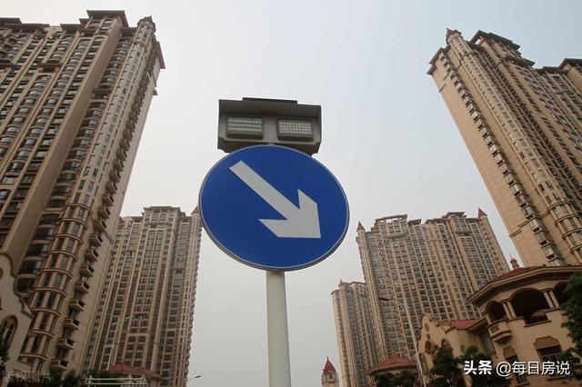 “全面取消”房产中介?多地行动,央媒发声,房产走势基本清楚了