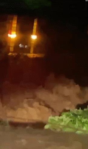 暴雨红色预警继续!强降雨中心北移,河南这些地方注意防范