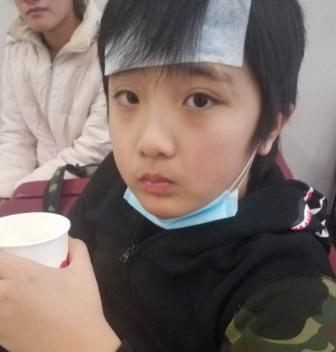 吴镇宇儿子费曼受伤后续(吴镇宇儿子费曼受伤后续) 吴镇宇儿子费曼受伤后续(吴镇宇儿子费曼受伤后续)