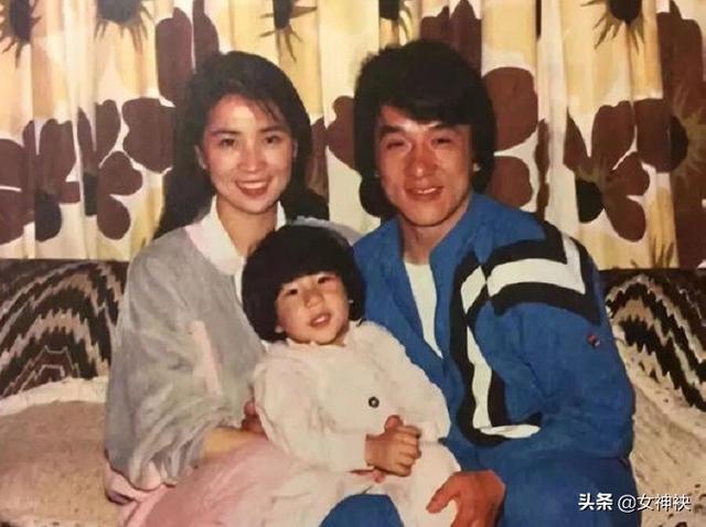 她曾和林青霞齐名,蒋经国八台警车开道请她喝茶,最美在温柔坚韧