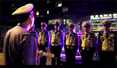 联播pro:郑州恢复堂食后,超过4人算聚餐?