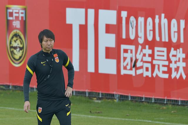 国足教练李铁(国足李铁简介) 国足教练李铁(国足李铁简介)