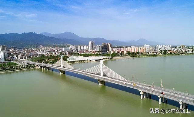 汉中这座大桥,承载了多少别样的城市记忆?