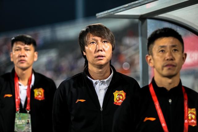 仅排第五!李铁不是最年轻的国足主帅,前任中有4人比他还年轻
