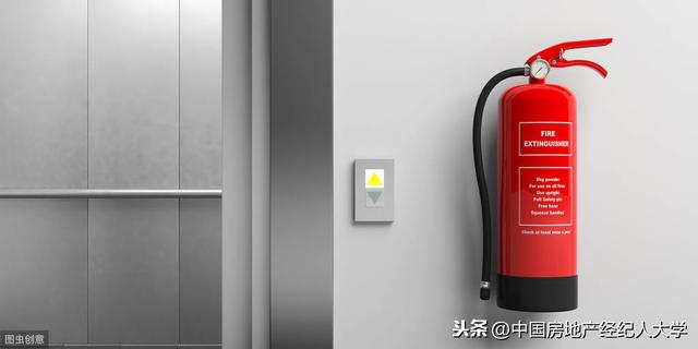 住电梯房的人注意!被困在电梯里怎么自救?一定要学会“护身符”