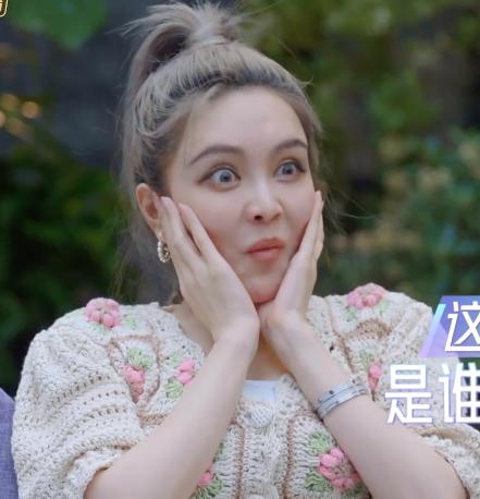 姐弟恋天花板来了!盘点张雨绮李柄熹甜蜜瞬间,谁看了能不心动啊