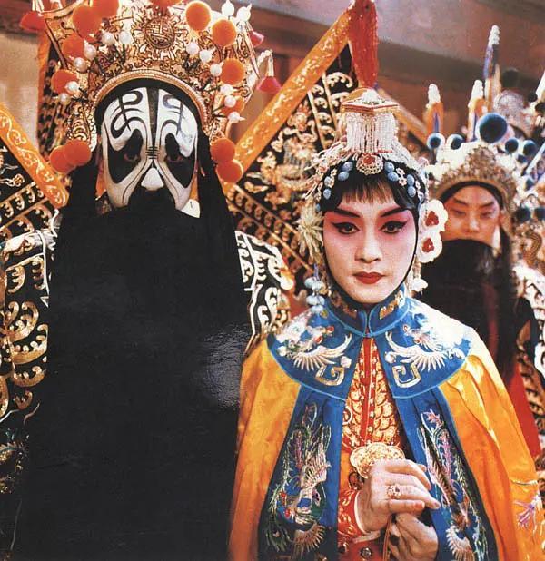 上映100天狂收31亿,片方分账11.6亿,现在上座率还是100%