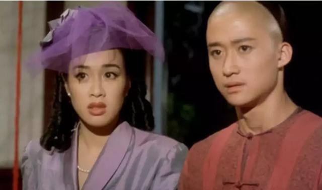最后两位武生:吴京向左,赵文卓向右
