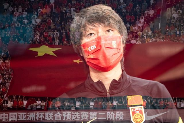 儿时梦想继续,李铁续约率国足征战12强赛,千万别复制高洪波悲剧