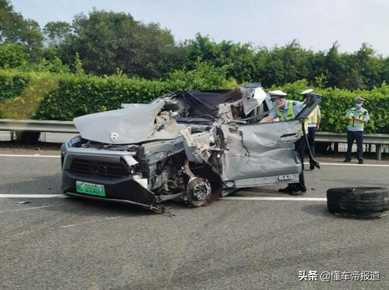 独家|蔚来事故家属公开诉求:披露行车数据进行鉴定 质疑产品缺陷