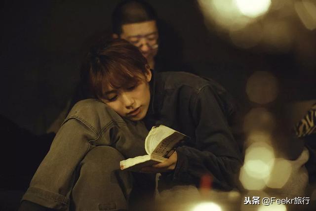 李诞自曝结婚,他和黑尾酱在一起的日常简直是情侣拍照指南!