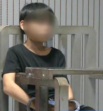 上海书店事件后续:10岁男孩妈妈,你用偏袒,来让孩子在未来吃亏
