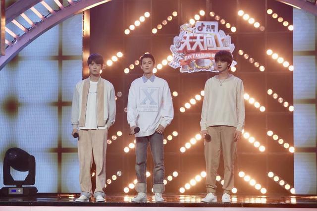 《天天向上》十周年F3携手钱枫演绎歌曲 行业精英回归谈十年成长