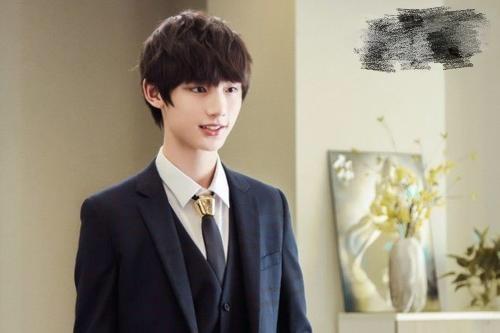 丁程鑫18岁生日云庆祝,出道7年后,TFBOYS的师弟大变样