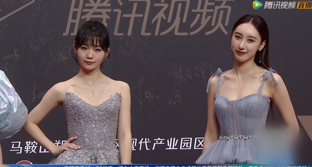 红毯造型两极分化:唐嫣产后回春热巴美貌封神,4大顶流却遭群嘲