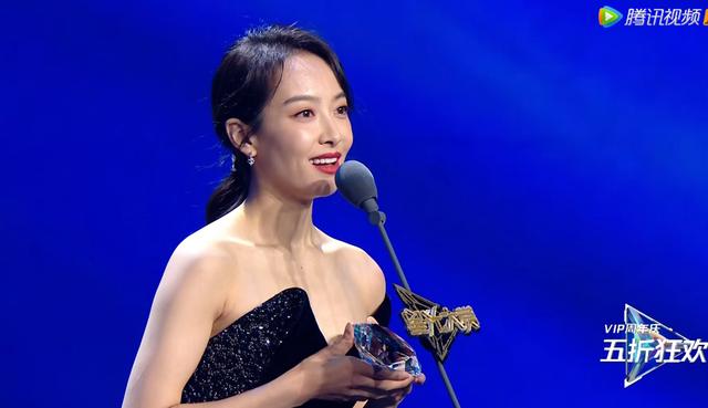 红毯造型两极分化:唐嫣产后回春热巴美貌封神,4大顶流却遭群嘲