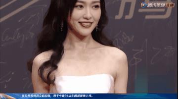 红毯造型两极分化:唐嫣产后回春热巴美貌封神,4大顶流却遭群嘲