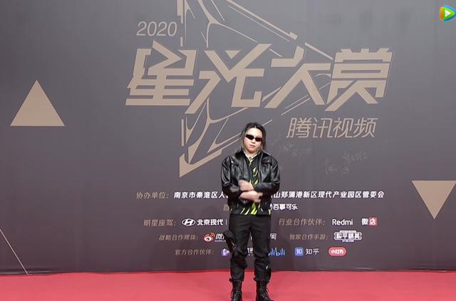 红毯造型两极分化:唐嫣产后回春热巴美貌封神,4大顶流却遭群嘲