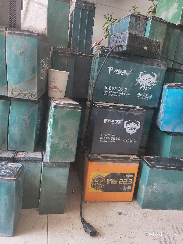 电动车为何会发生爆燃?电池选择使用很关键,劣质和温度高是源头