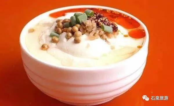 归乡的游子们，回家了一定要尝尝石泉味道
