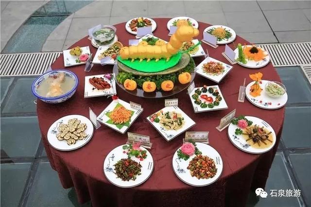 归乡的游子们，回家了一定要尝尝石泉味道