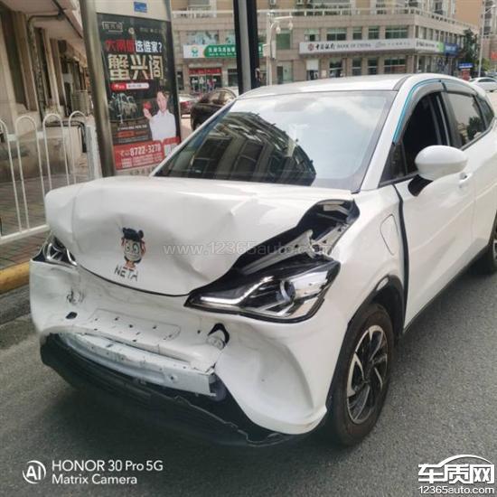 2021款 长续航娱乐版升级型,哪吒V正常行驶中刹车失灵导致事故 2021款 长续航娱乐版升级型,哪吒V正常行驶中刹车失灵导致事故