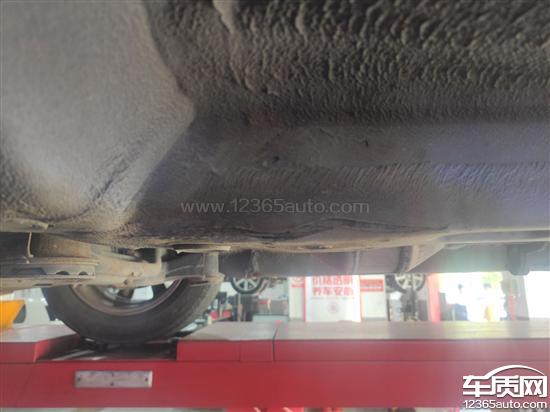 2013款 1.5L CVT 豪华型,江淮和悦A30车底生锈 转向时有异响 2013款 1.5L CVT 豪华型,江淮和悦A30车底生锈 转向时有异响