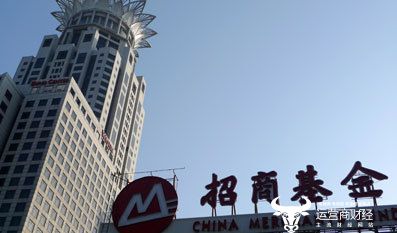 曝招商基金董事长王小青:他人生挺顺36岁就做大公司高管如今辉煌_招商基金 曝招商基金董事长王小青:他人生挺顺36岁就做大公司高管如今辉煌_招商基金